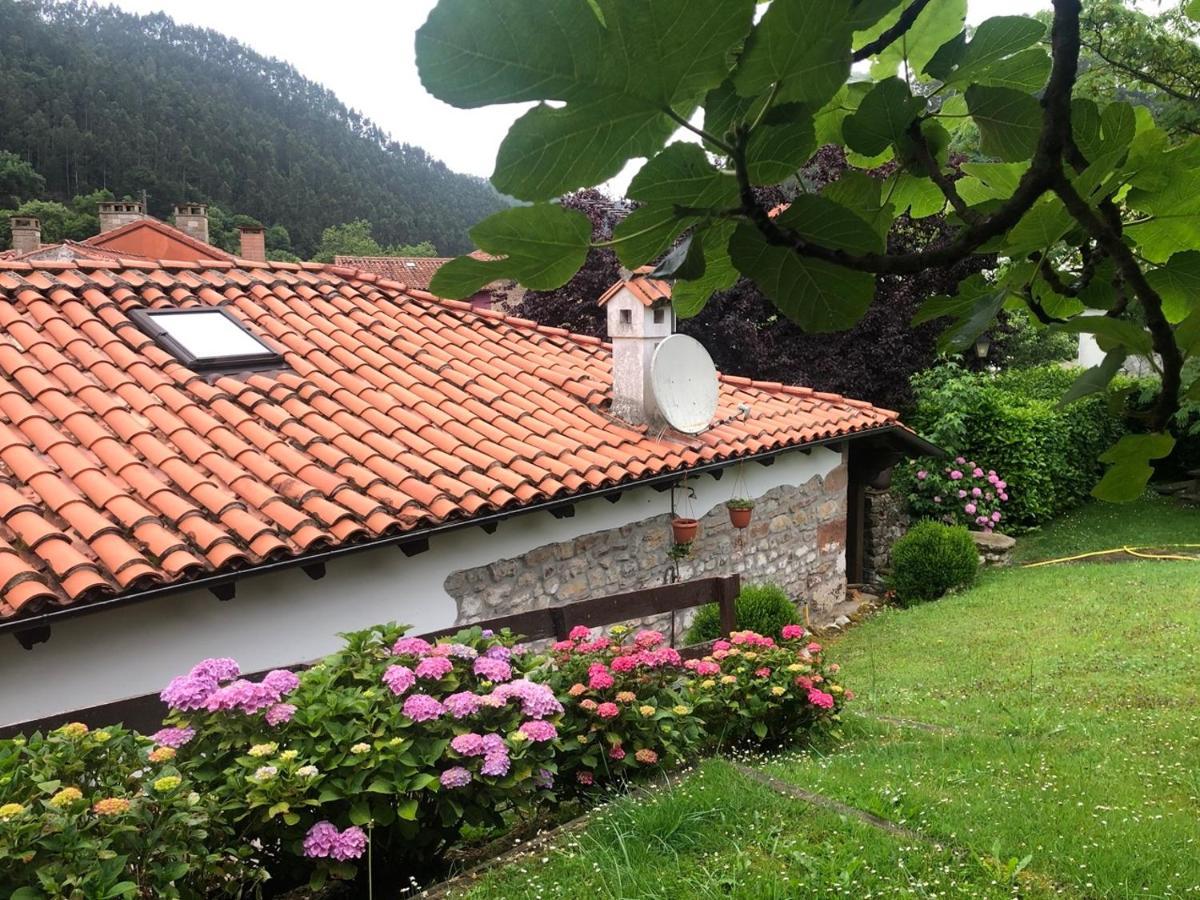 Hdec Hosteria De Castaneda Alojamiento Turistico Puente Viesgo Buitenkant foto