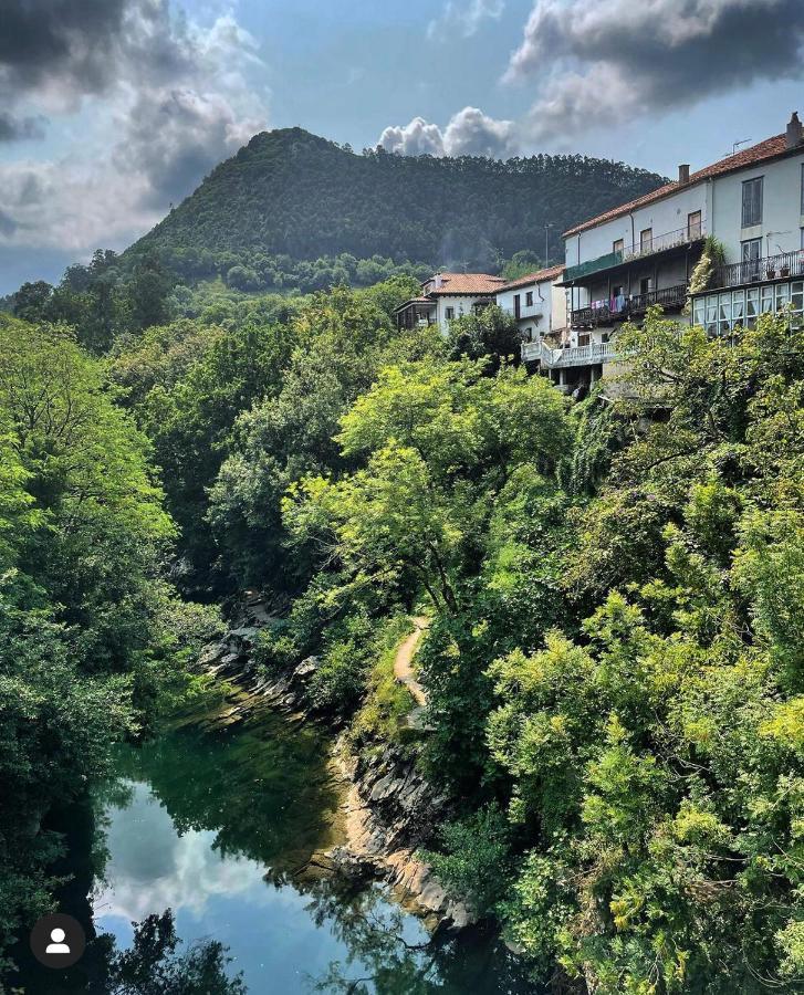 Hdec Hosteria De Castaneda Alojamiento Turistico Puente Viesgo Buitenkant foto